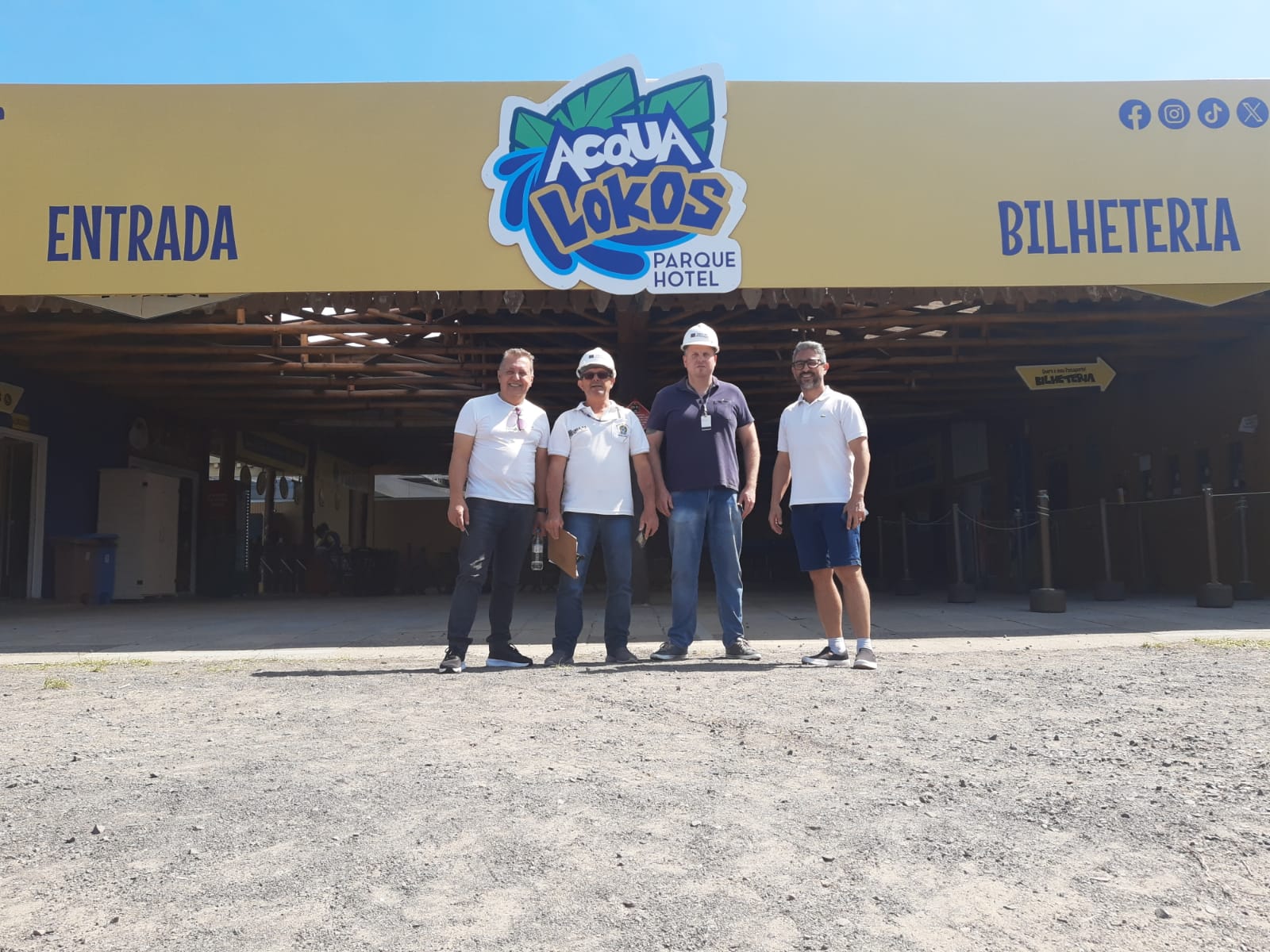 Agentes fiscais e representantes das empresas